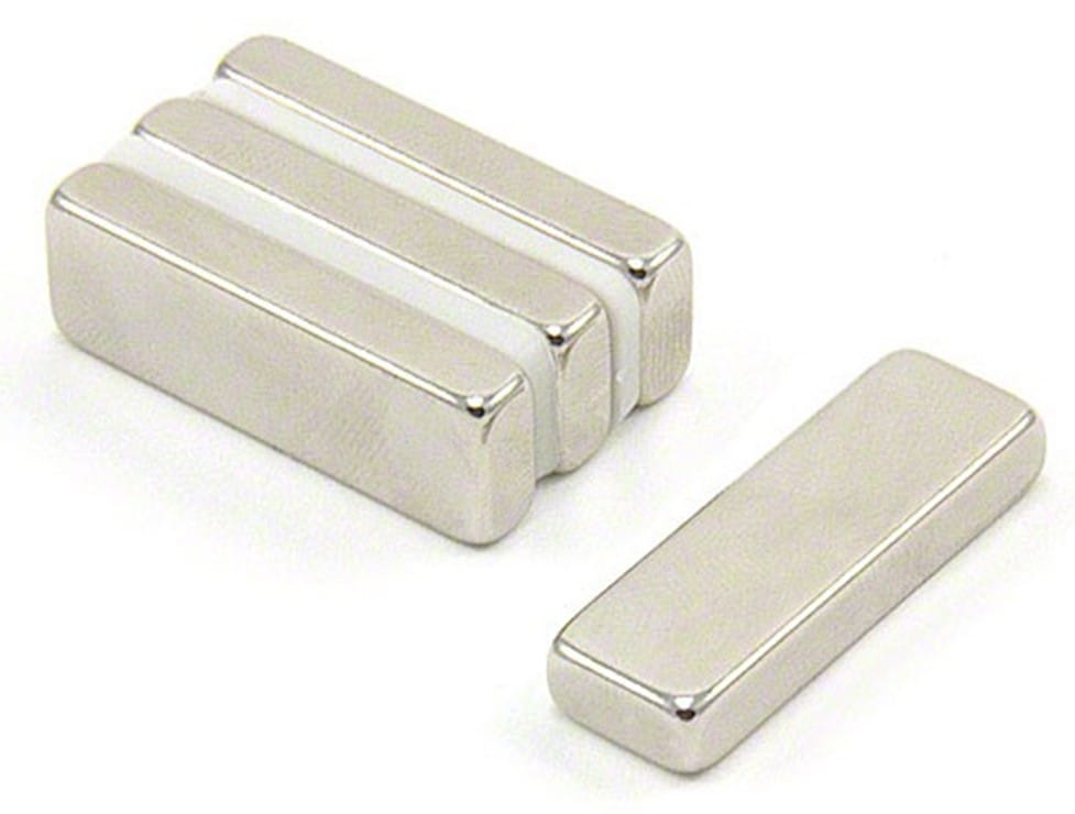 30-x-10-x-5mm-thick-n42-neodymium-magnet-8-1kg-pull-pack-of-4-p1920-3362_image