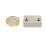 30 x 21 x 8mm mit (2x) 4,2mm versenkten Löchern N42 Neodym-Magnet – 17,1kg Zugkraft