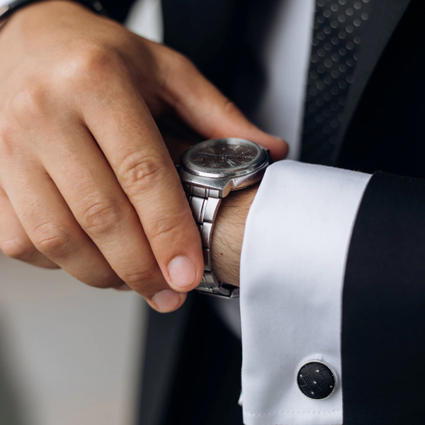 Magnet Watch